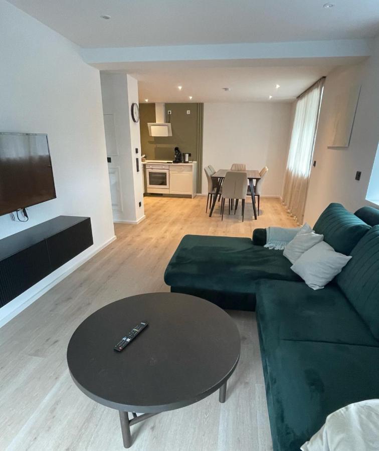 Roemer Apartment Und Zimmer เทิร์กไฮม์ ภายนอก รูปภาพ