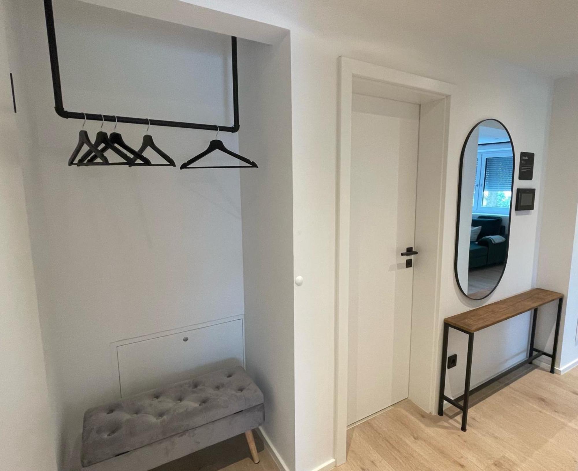 Roemer Apartment Und Zimmer เทิร์กไฮม์ ภายนอก รูปภาพ