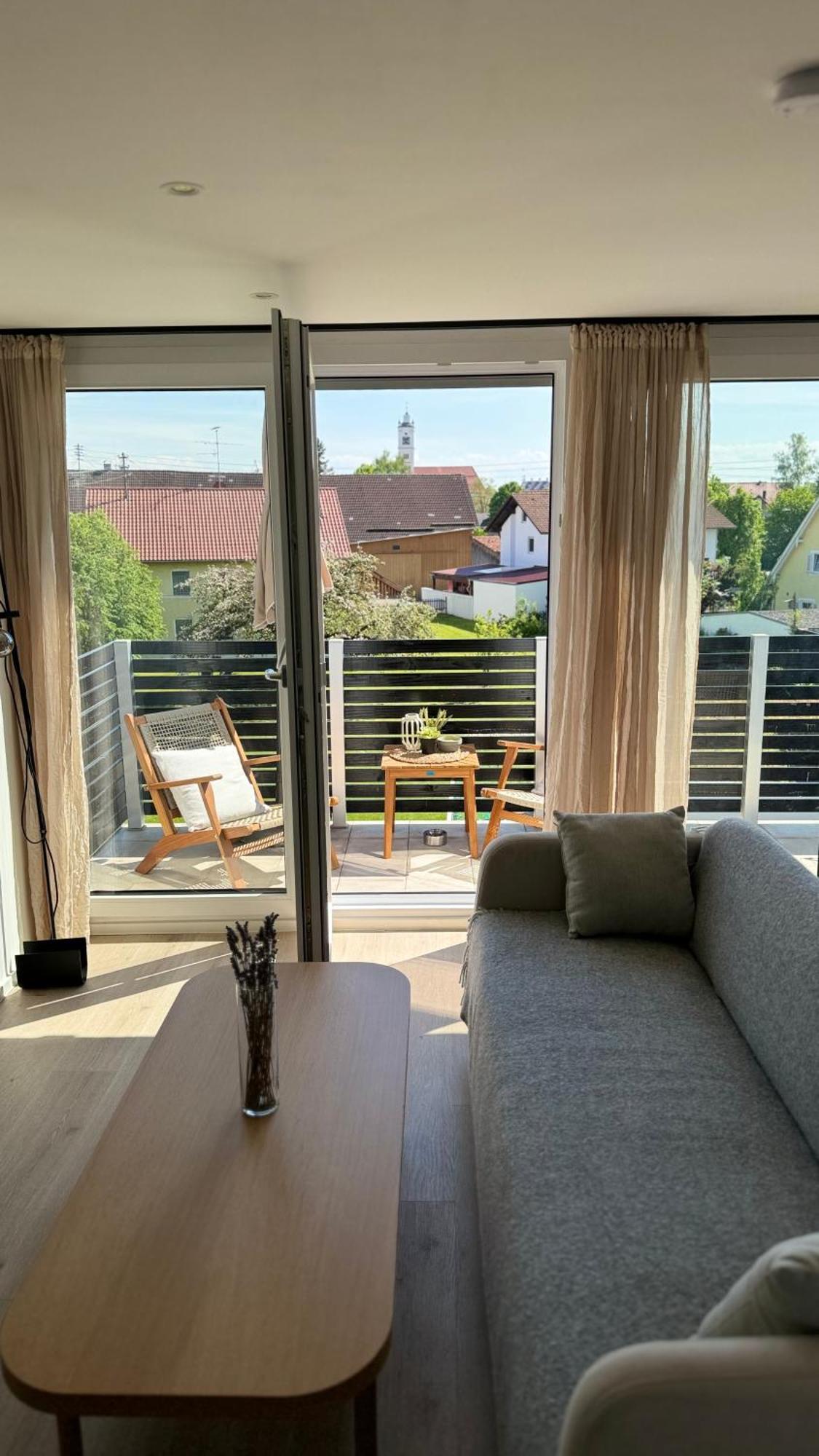 Roemer Apartment Und Zimmer เทิร์กไฮม์ ภายนอก รูปภาพ