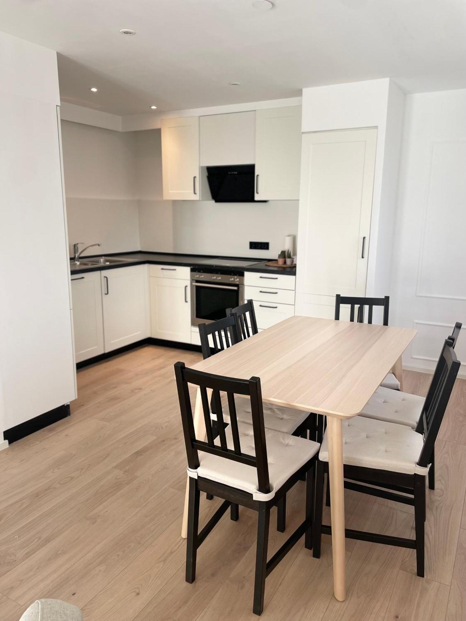 Roemer Apartment Und Zimmer เทิร์กไฮม์ ภายนอก รูปภาพ